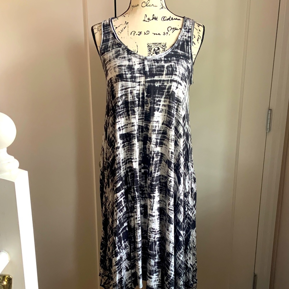 Simply Vera handkerchief hem dress